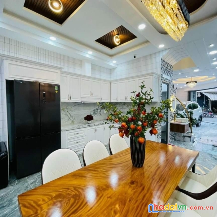 Bán nhà mặt tiền đường tân phú,110m2 6 tầng 20pn,hơn 14 tỷ tlượng