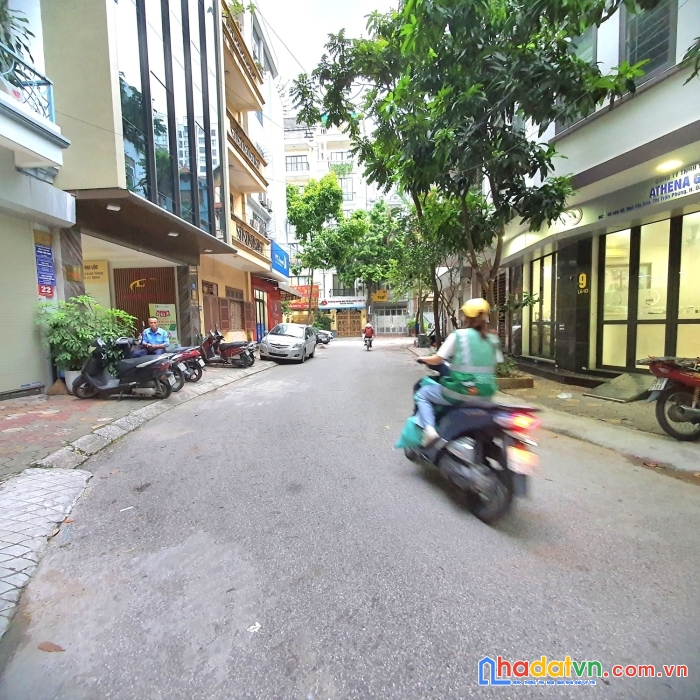Bán nhà trung kính  - 98m 6t 5.6m 34 tỷ - thoáng trước kinh doanh  sầm uất, hiếm nhà bán.