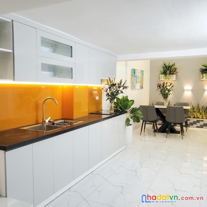 Hết nước chấm! nhà mặt phố lê quý đôn 2, hà đông 42m2*4t, kinh doanh đỉnh, ô tô vào nhà. giá 6.3 tỷ