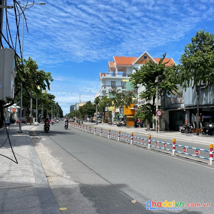 Bán nhà 1t1l p. trung dũng shr thổ cư đường ô tô nhỏ, gần trường ngô quyền