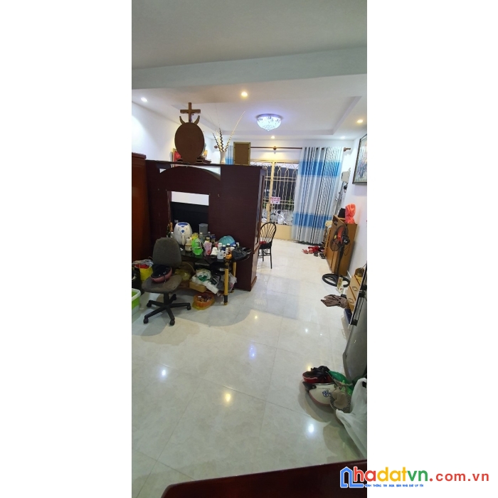 Bán nhà quận 4 đoàn văn bơ 4,5 x 8,5 hẻm thông thoáng nhỉnh 4 tỷ