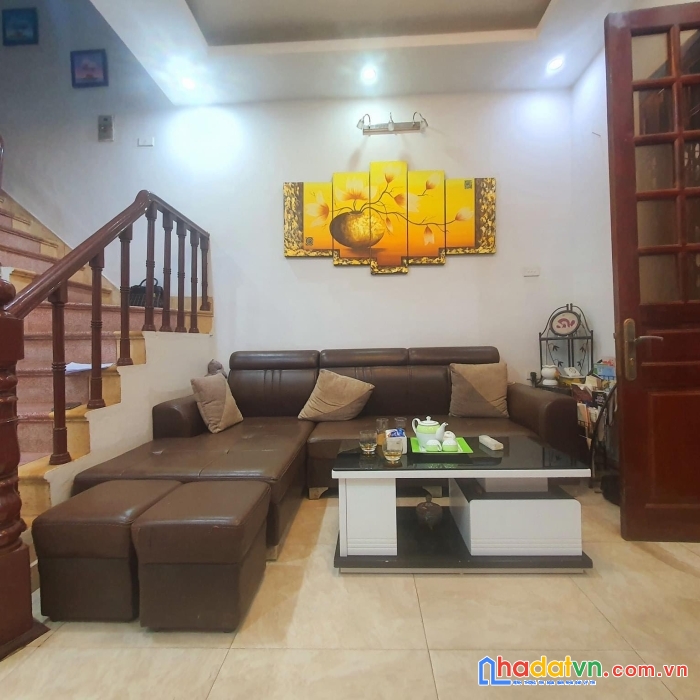 Nhỉnh 3 tỷ có ngay nhà mới cực đẹp phố phú diễn, 36m 4 tầng