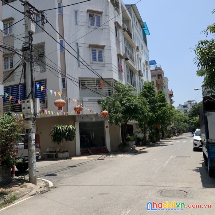 Bán mặt phó nhà yên phụ tây hồ 52m  15.8 tỷ (thương lượng) - lô góc - kinh doanh sầm uất - bán đất