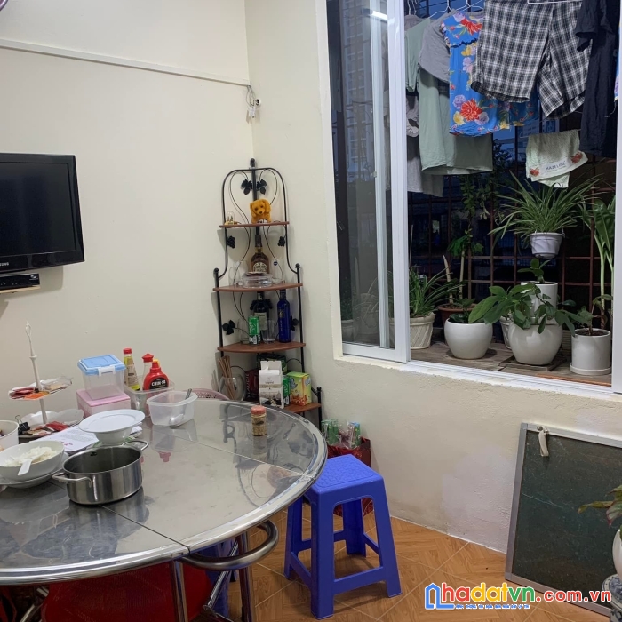 Căn hộ tập thể thành công – diện tích 80m² - giá 2.3 tỷ