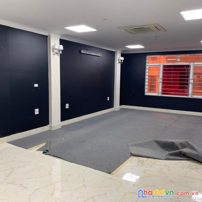 Bán tòa nhà văn phòng phố trung kính cầu giấy 30m - 7.5t thông sàn 69m 29 tỷ