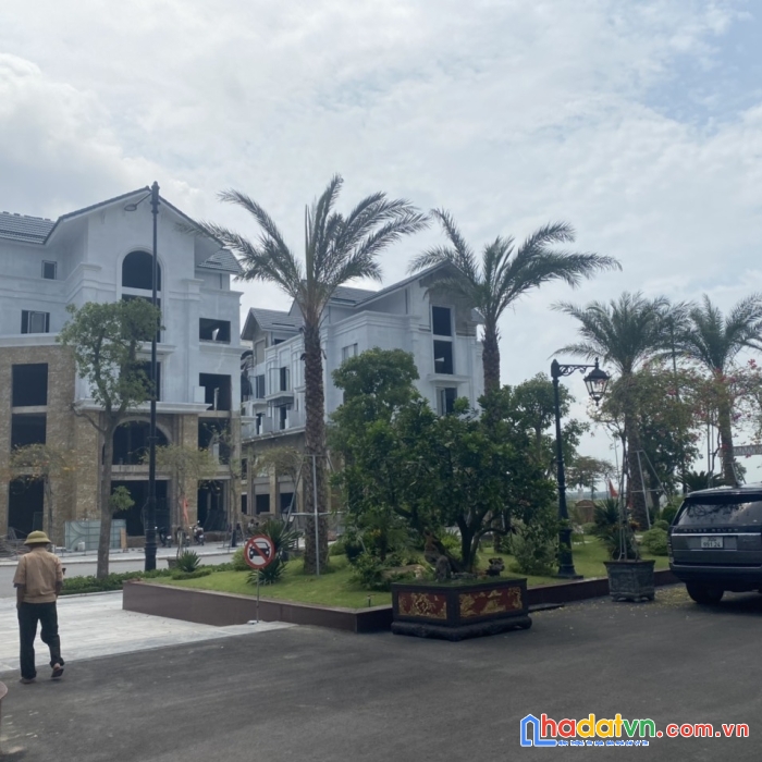 Chính chủ cần bán nhà 5 tầng tại khu đô thị phía tây thị trấn chờ-yên phong