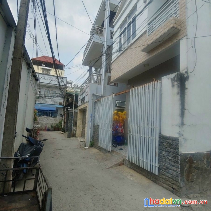 Bán nhà 1t1l 2 mặt tiền gần trường nguyễn du phường quyết thắng shr full thổ