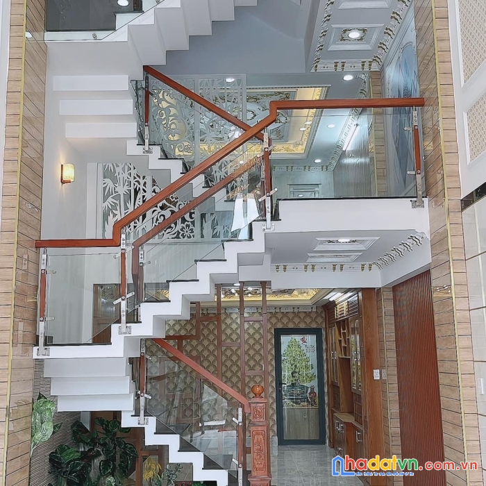 Bán gấp nhà tân hương, tân phú 84m2, 3pn giá chỉ 5 tỷ 4