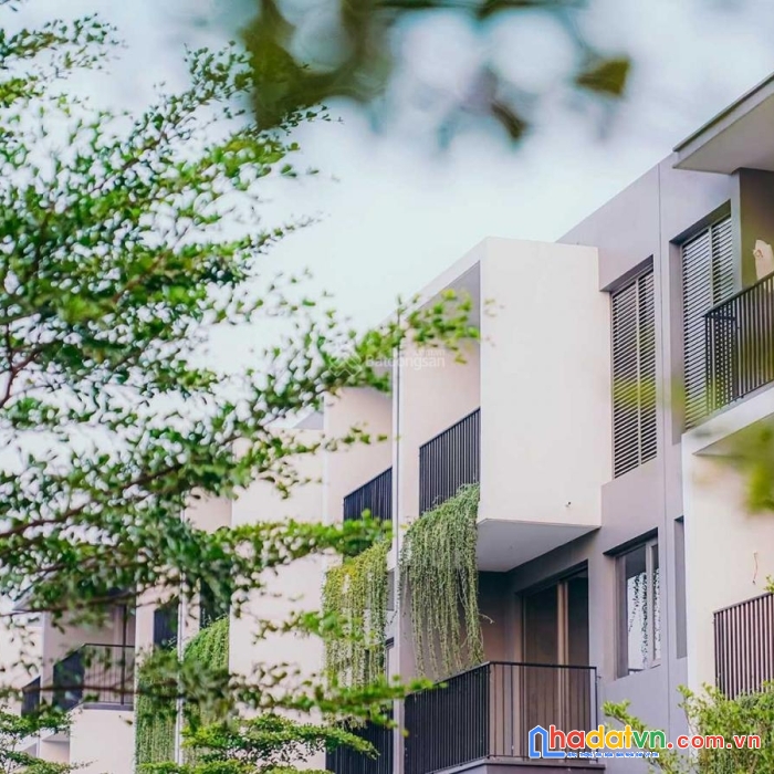Nhà phố bình dương khu compound khép kín giá 4 tỷ/ căn ck 12%