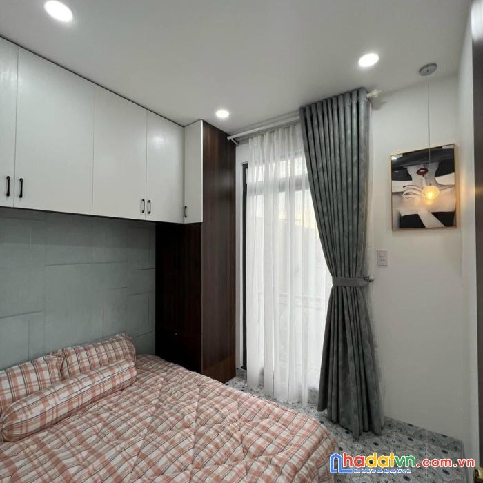 Nhà đẹp, hoàng ngọc phách, 6.3 x 5.7m, 2 lầu, chỉ 5.7 tỷ, tân phú