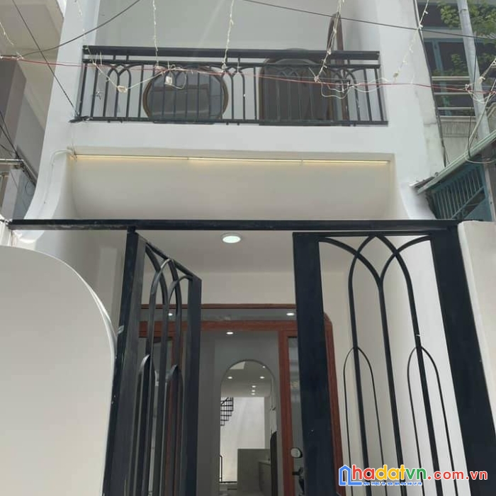 Nhà khuôn việt quận tân phú - trệt +2 lầu – 5.8 tỷ
