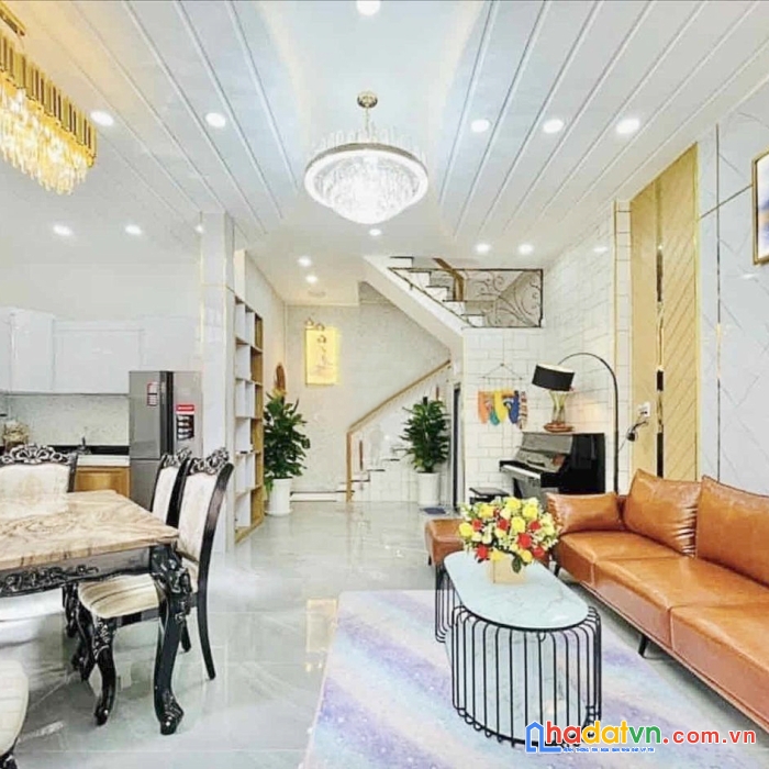 Nhà 4 tầng btct 4x15m hxh cao thắng quận 10 chỉ 8 tỷ