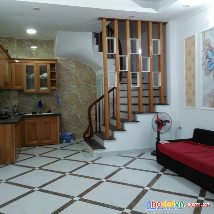 Chính chủ bán nhà riêng tại đường khuyến lương, hoàng mai, dt 30m2x4.5 tầng giá 2.5 tỷ lh