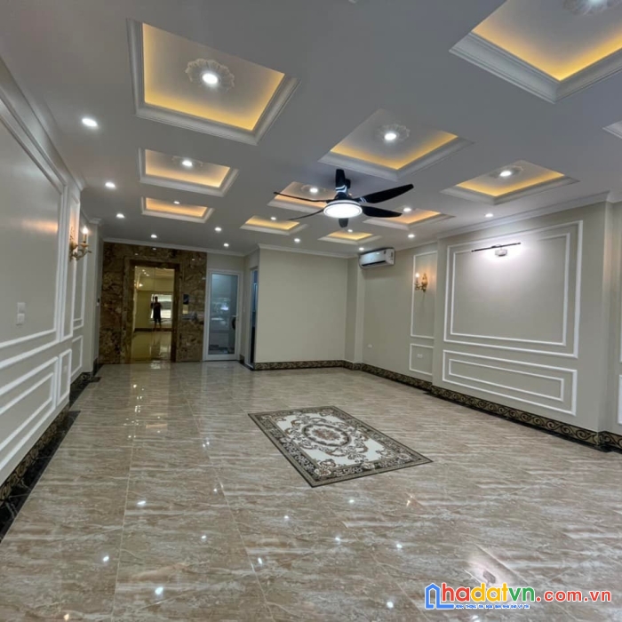 Siêu phẩm hồng tiến, bồ đề, long biên, 7t thang máy, kinh doanh 77m mt6.5 giá 14.5 tỷ.