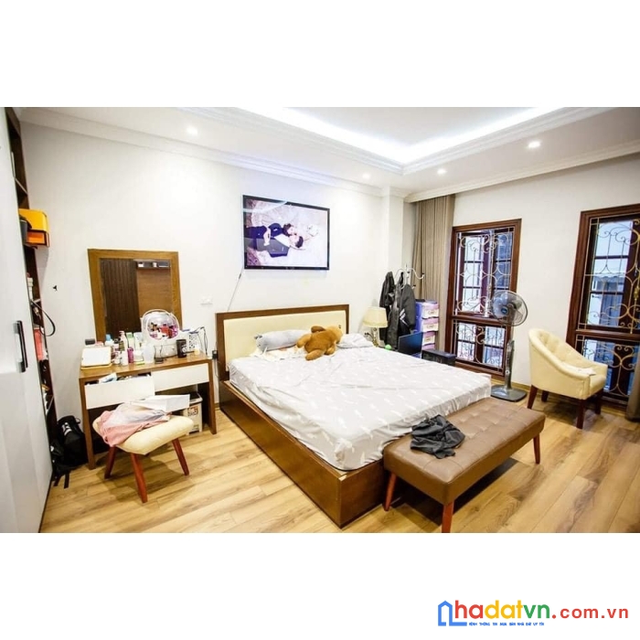 Bán nhà phố nguyễn văn cừ, long biên, hà nội. 77m2 x 5t,ngõ thông, ô tô đỗ cách nhà 5m, ở đỉnh.
