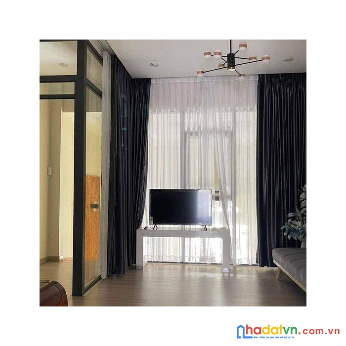 Chỉ 8,2 tỷ có nhà vip 5 tâng ,siêu kiến trúc, 90m2 , mặt tiền 8m,âu dương lân, quận 8.