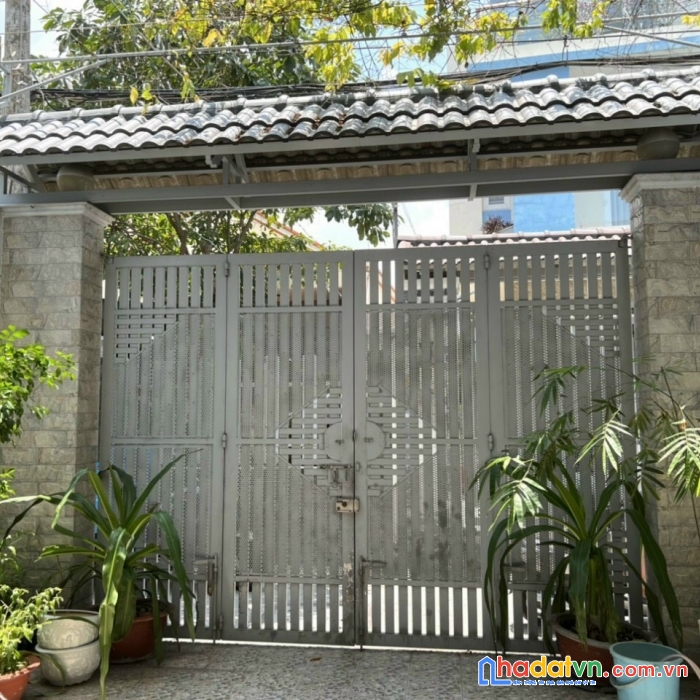 Cần tiền gấp bán nhà hẻm 98 dương cát lợi, nhà bè, thông qua 1979 huỳnh tấn phát.