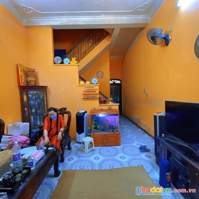 Bán nhà nguyễn khánh toàn, cầu giấy, nhà rộng, sáng thoáng, dt 67m, 4 tầng, mt 4.3m, 6.4 tỷ.