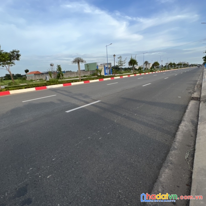 Bán lô đất mặt tiền đường 3/2 phước hưng bà rịa