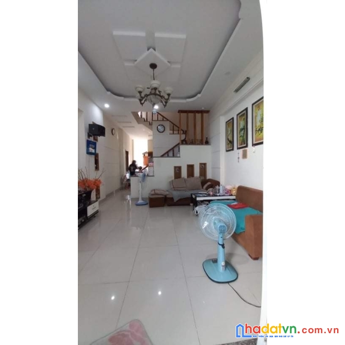 Nhà 2 tầng - 3pn - 80m2 rộng rãi - ngay vòng xoay phú hữu - chỉ 4.65 tỷ tl