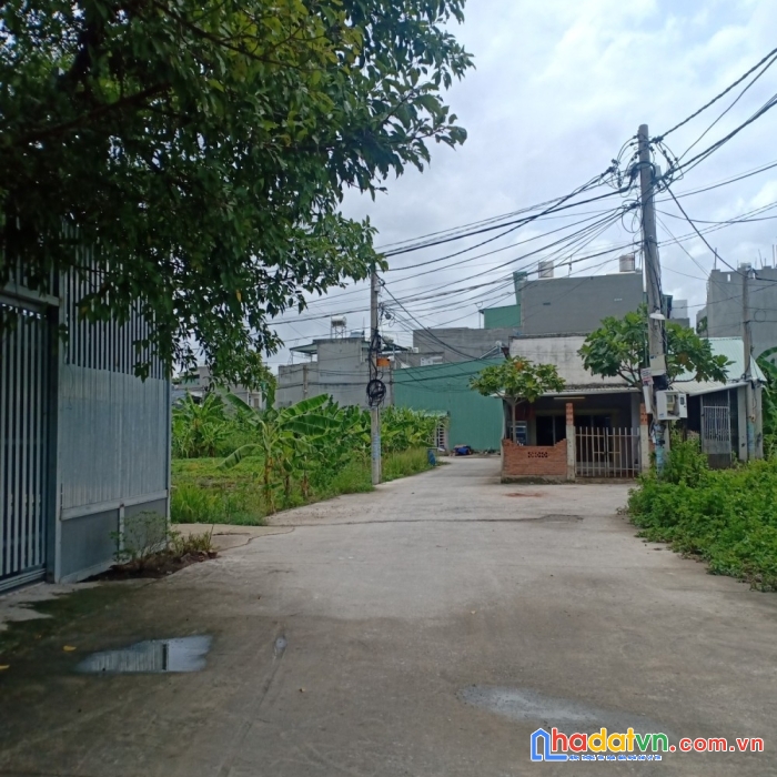 Chỉ 1.1 tỷ - 54m2(4x14)  - đường lò lu - hxh - hàng xóm vinhome