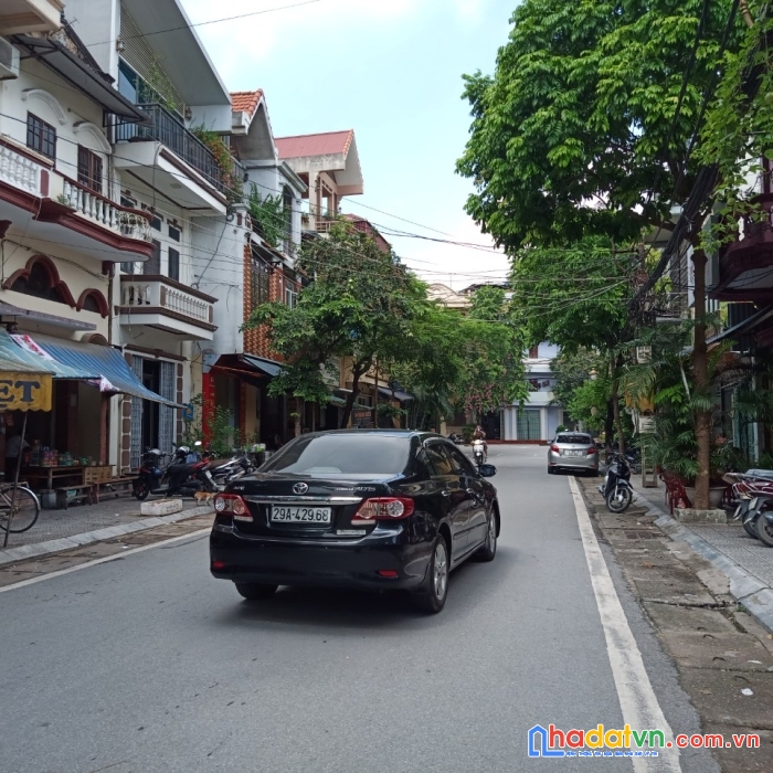 Cực hiếm... mặt phố nguyễn thái học - view thành cổ sơn tây, kinh doanh bất chấp - đẳng cấp thượng