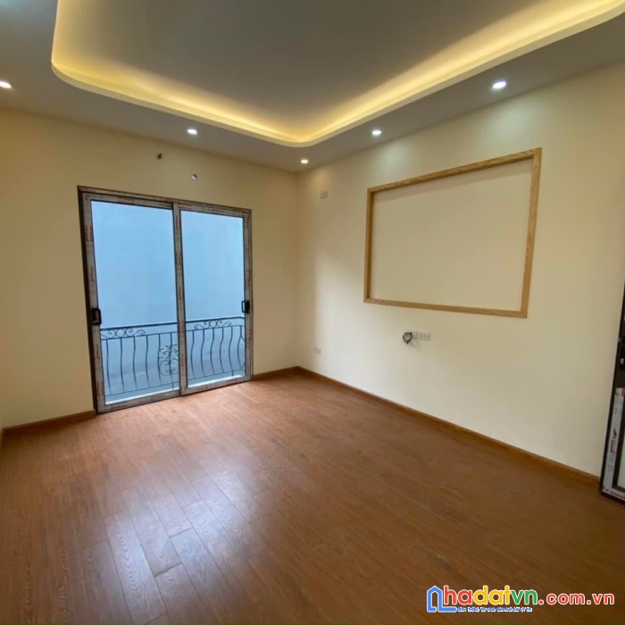 Cho thuê căn kiot số 5ct2a bao gồm tầng 1 diện tích 35m2 và tầng 2 40m2