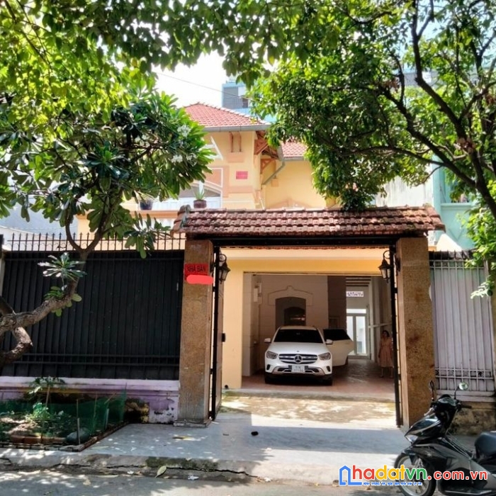 Biệt thự cổ điển, mặt tiền, trung tâm tân bình_chủ định cư tìm chủ nhân mới_344m2