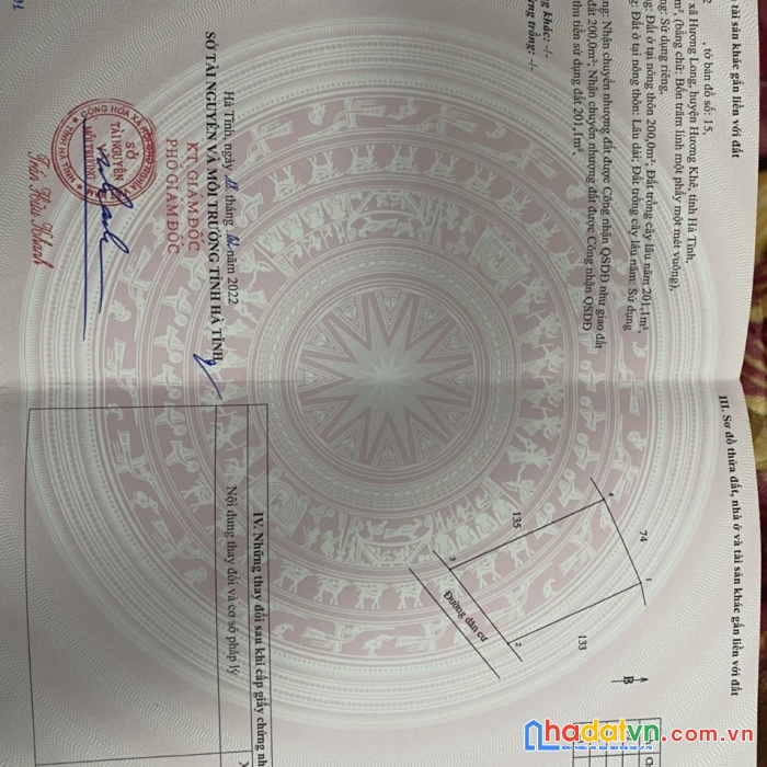 Cần bán lô đất nằm ở gần công ty cao su hương long hương khê , hà tĩnh