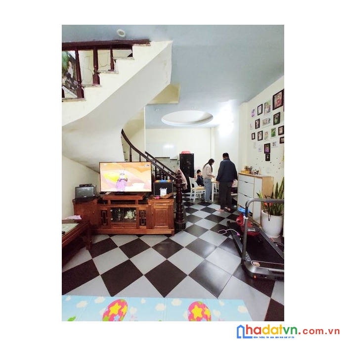 Bán nhà ngô gia tự, long biên, 60m2 x 4 tầng, lô góc, ô tô, nhà đẹp, ở ngay