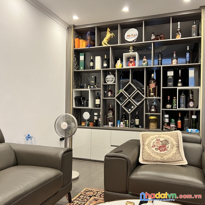 Bán mặt phó nhà an dương tây hồ 7 tầng - thang máy nhập khẩu xịn - ô tô tránh dừng đỗ vào nhà -