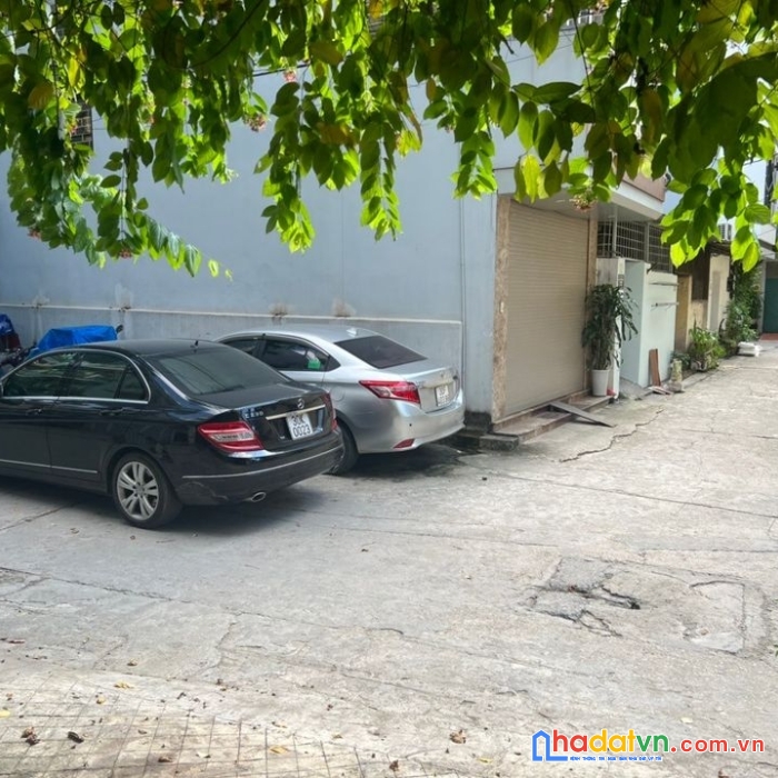Bán nhà xuân đỉnh, lô góc 3 thoáng, trước nhà 3 ô tô tránh, kd, dt 75m, giá nhỉnh 9 tỷ