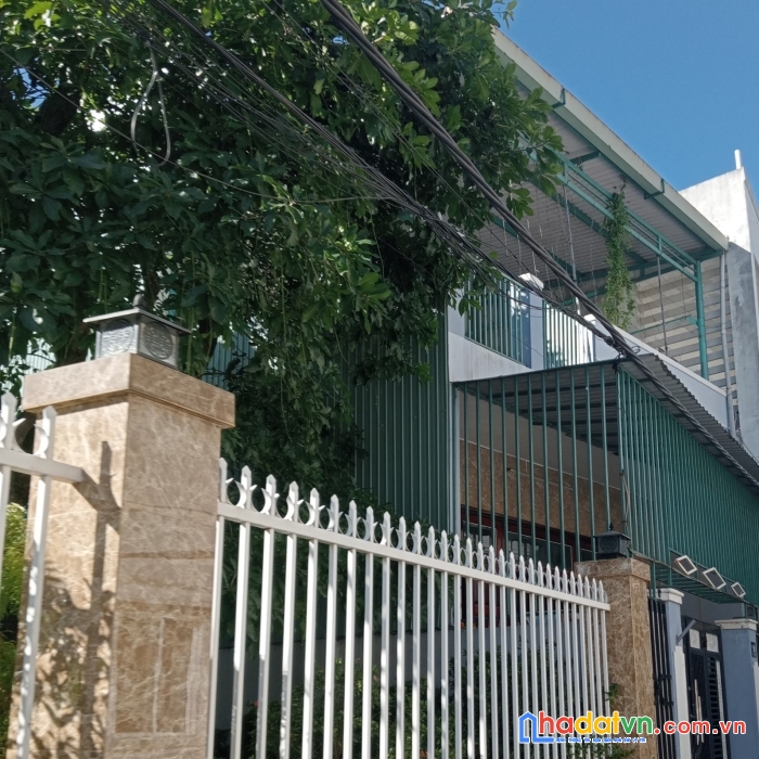 Hiếm. chỉ 3.7tỷ, nhà phố cổ ngay trong lòng khu an thượng. dtích khủng