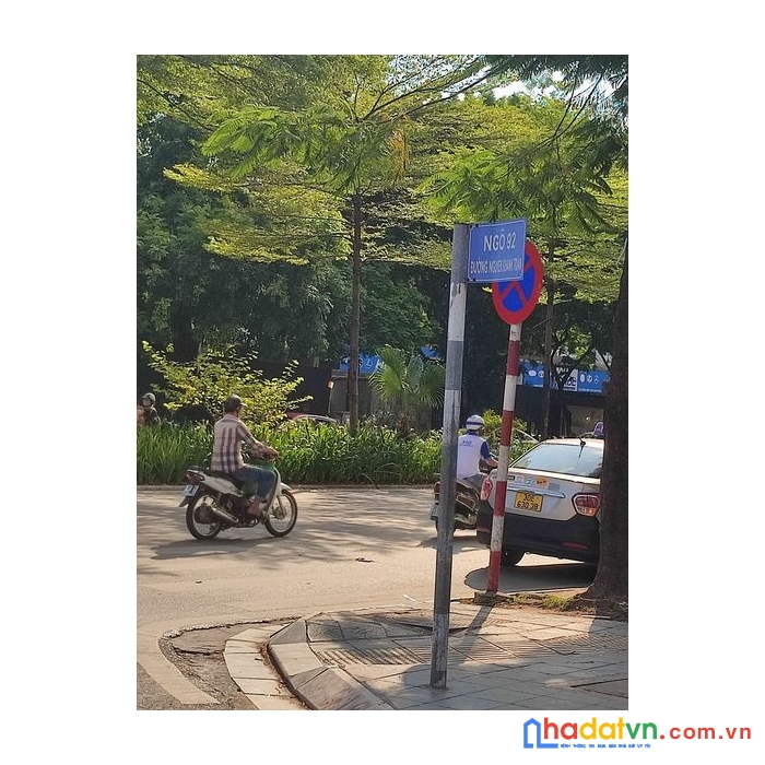 Bán đất  nguyễn khánh toàn, ngõ thông, kinh doanh, 30m ô tô tránh, giá 2.55 tỷ.