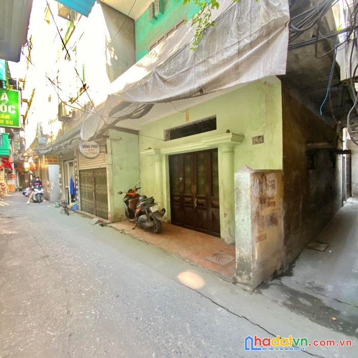 Nhỉnh 2 tỷ có ngay hộ khẩu phố trung liệt, đống đa, gần ô tô, 25.6m2, 3 tầng, 3.2mmt