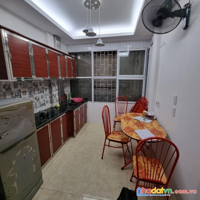 Nhà nhỏ xinh tầm tiền nhỏ - phố kim mã 10m² - 5 tầng – giá 1.85 tỷ.