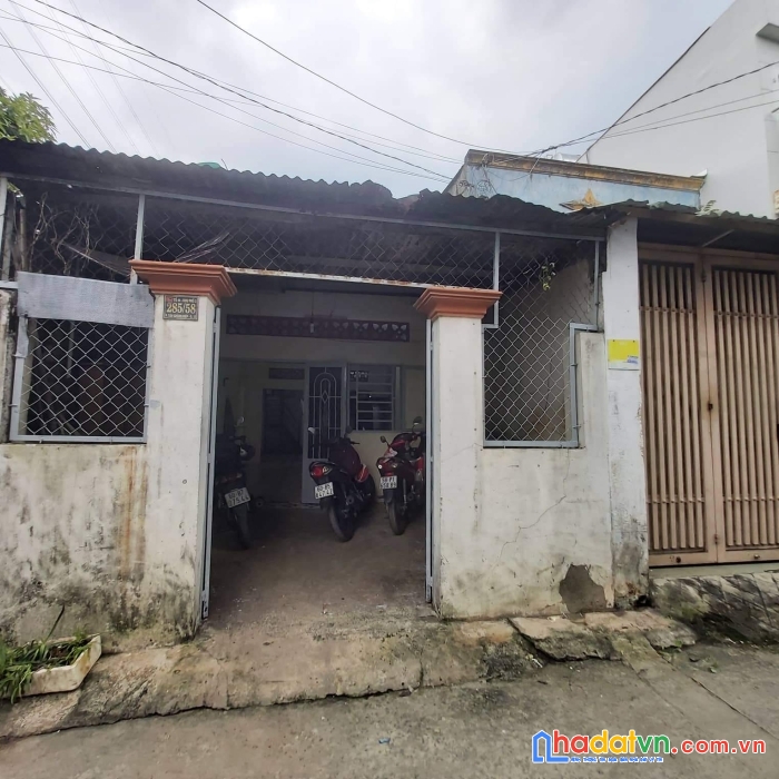 Bán nhà c4 shr, 70m2,hẻm xe tải chỉ 2 tỷ 600ttr.