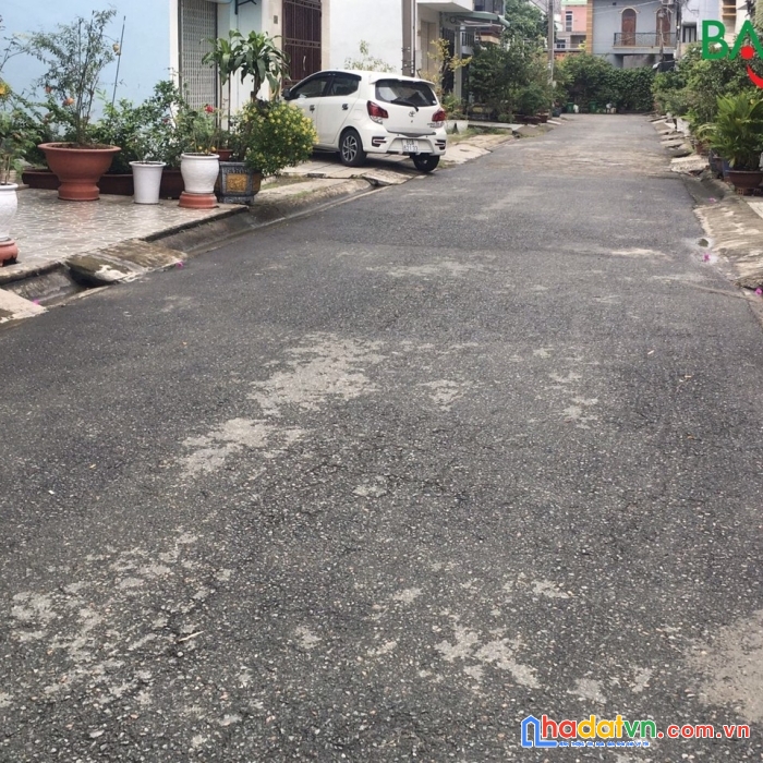 Bán nhà 1 trệt 3 lầu 77m2 đường ôtô gần vincom biên hoà đồng nai