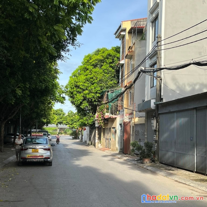 Gấp! bán đất ngô gia tự 124m ô tô tránh giá 11 tỷ.
