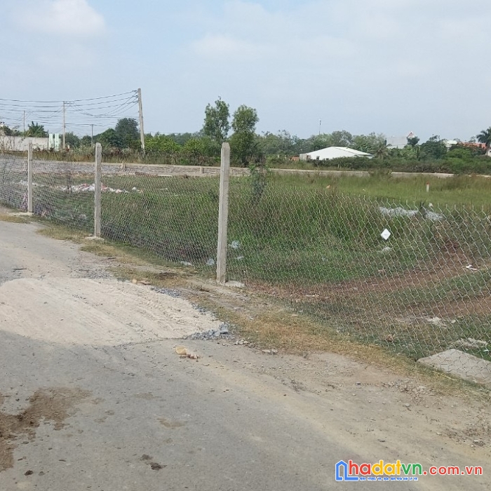 Cần bán 2758m2 đất thổ cư mt đường nhựa -long phước q9 giá chỉ 62 tỷ