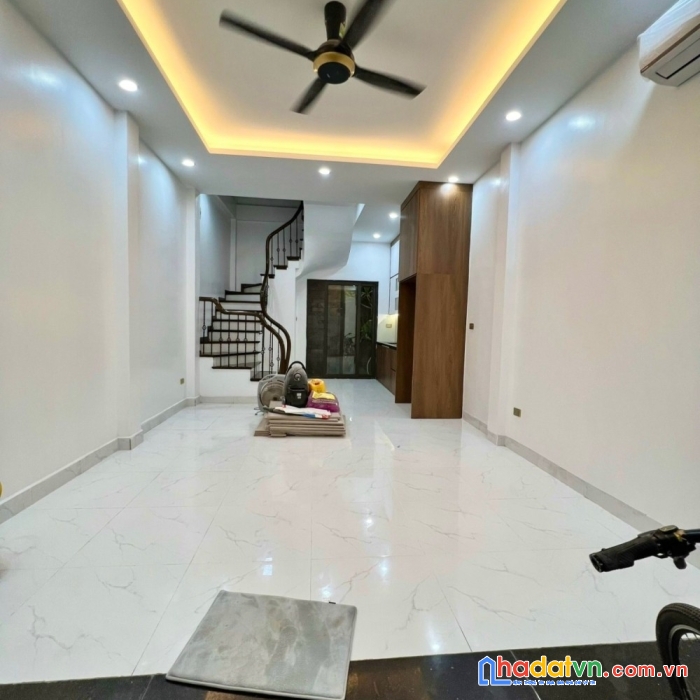 Bán nhà võng thị, 2 thoáng, ngõ thông, 38m2, 3pn, 3.5m giá 5.16 tỷ.