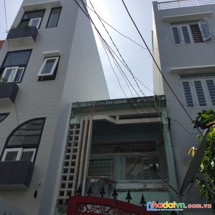 Bán nhà hẻm 5m,154/59/24 đường phạm văn hai, phường 3, tân bình.