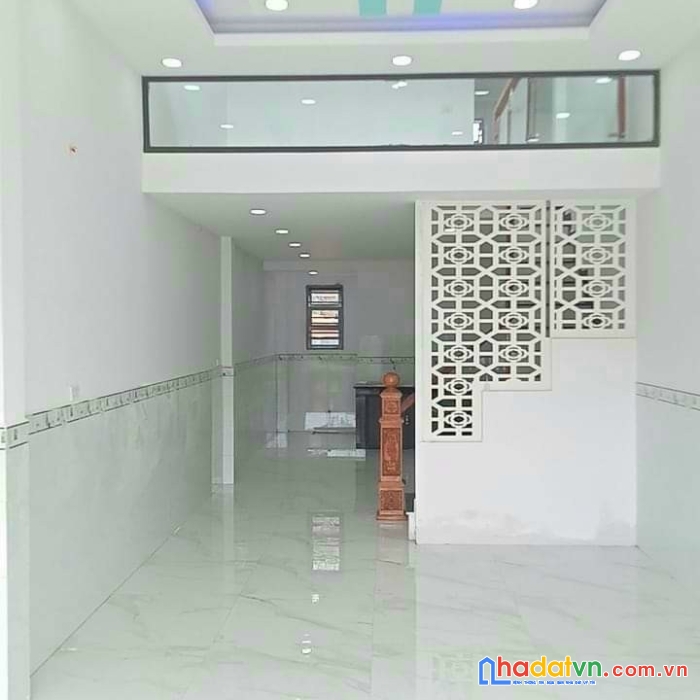 Chính chủ cần bán gấp căn nhà mặt tiền đường hoa sứ vị trí đẹp tại huyện bình chánh, tphcm