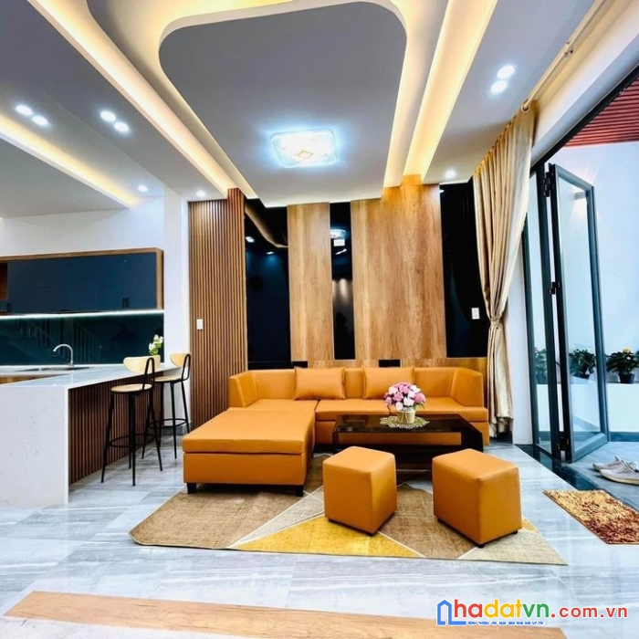 1 xẹt quang trung ngay vincom, 75m2 nở hậu, gấp bán, giá chỉ 6.2 tỷ