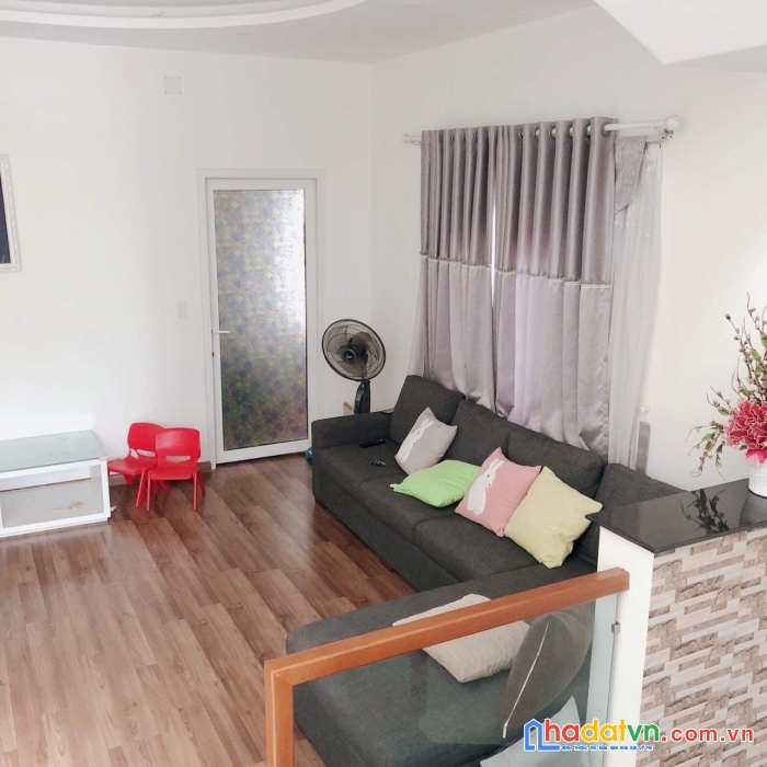 Bán nhà chính chủ 100m2 mua về ở ngay tại đường mẹ thứ