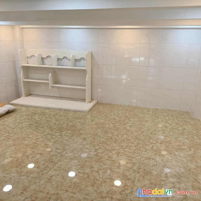 Hxh thông nguyễn bặc phường 3 tân bình sát vách quận 3, quận phú nhuận.