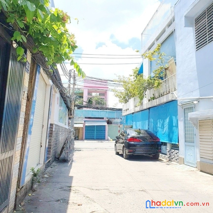 Nhà diện tích khủng 615m2 nở hậu trệt 2 lầu hẻm xe hơi lương văn can p15q8