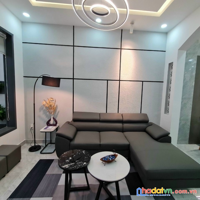 Nhà đẹp, phan đăng lưu, chỉ 5.9 tỷ, 3.6 x 13m, 2 lầu, phú nhuận