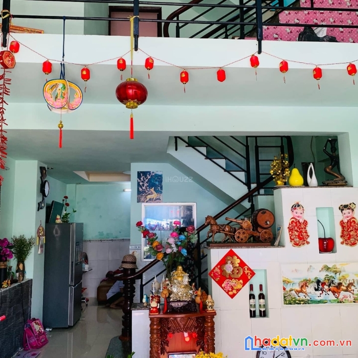 Chính chủ bán gấp nhà hẻm xe tải thông ngay chợ liên khu 5-6. 3.8 ty tl.