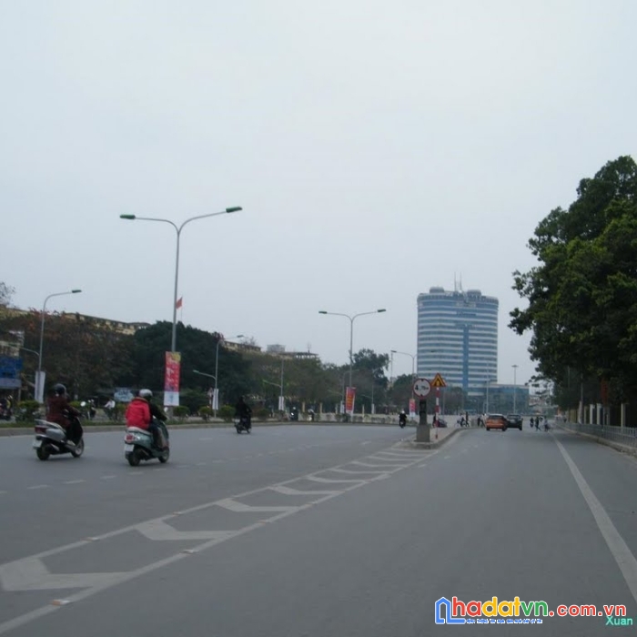 Bán nhà mặt phố trần khát chân, dt 70m, mt 6m, lô góc, kd đỉnh, giá 20 tỷ